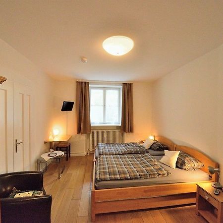 Vier Zimmer Munich Extérieur photo