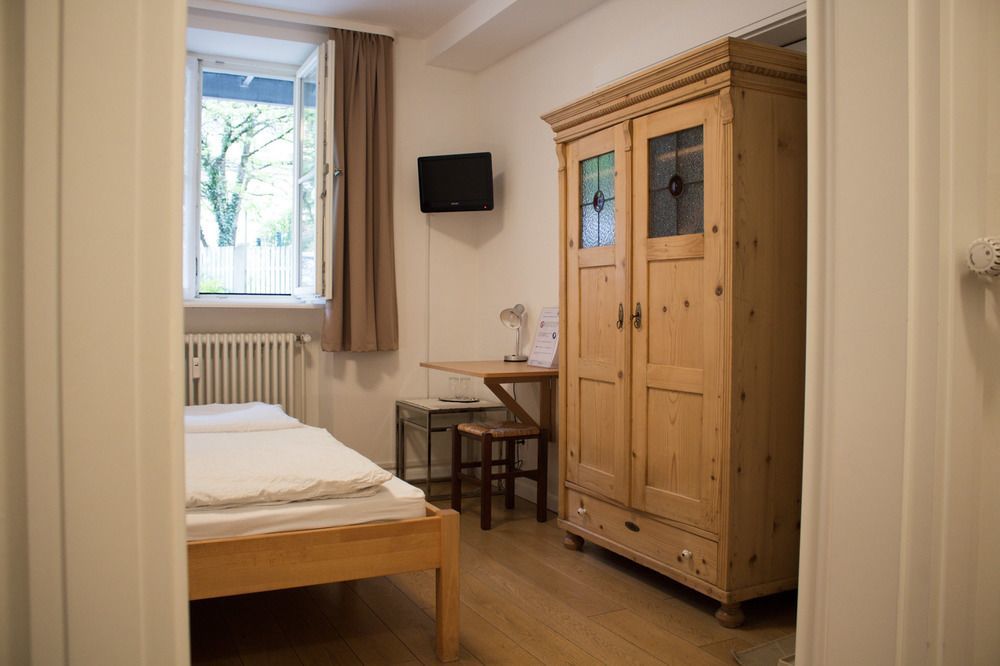 Vier Zimmer Munich Extérieur photo