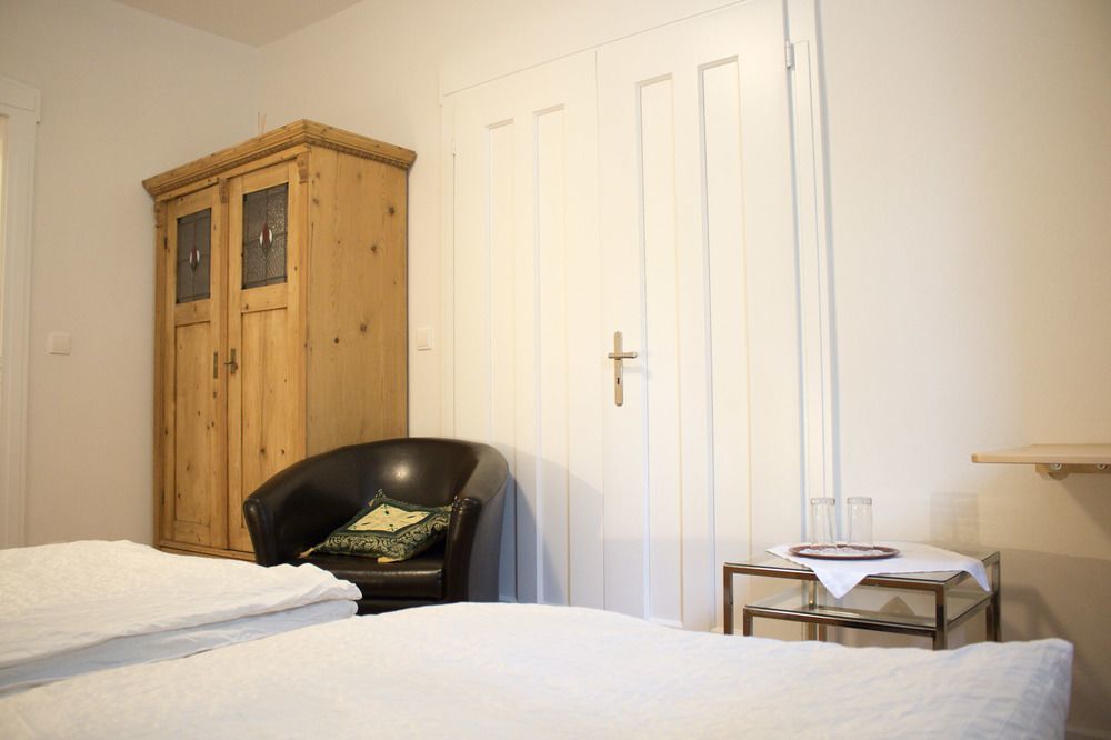 Vier Zimmer Munich Extérieur photo