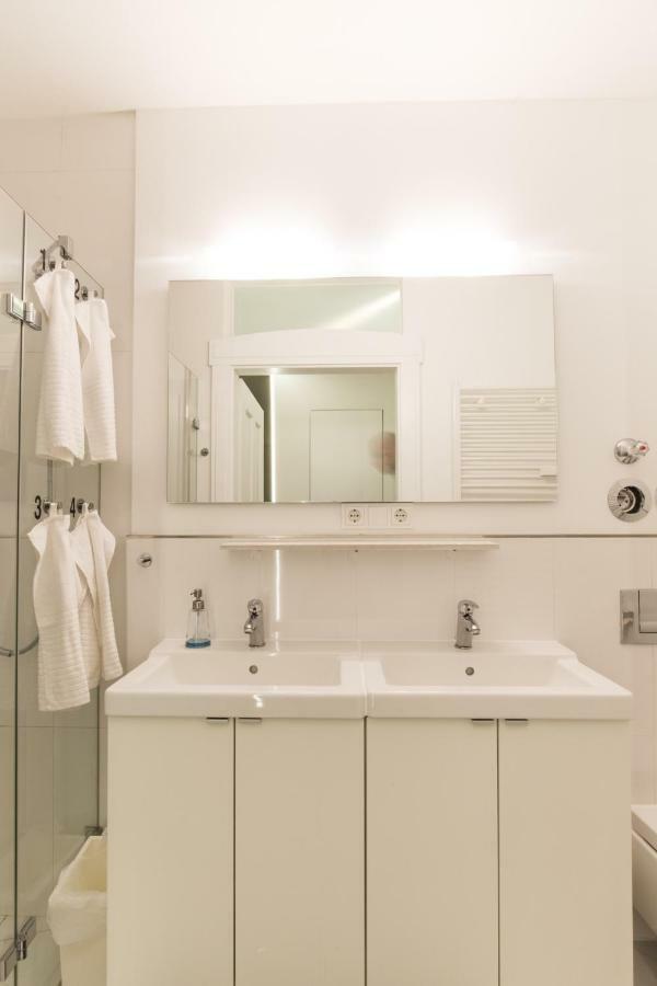 Vier Zimmer Munich Extérieur photo